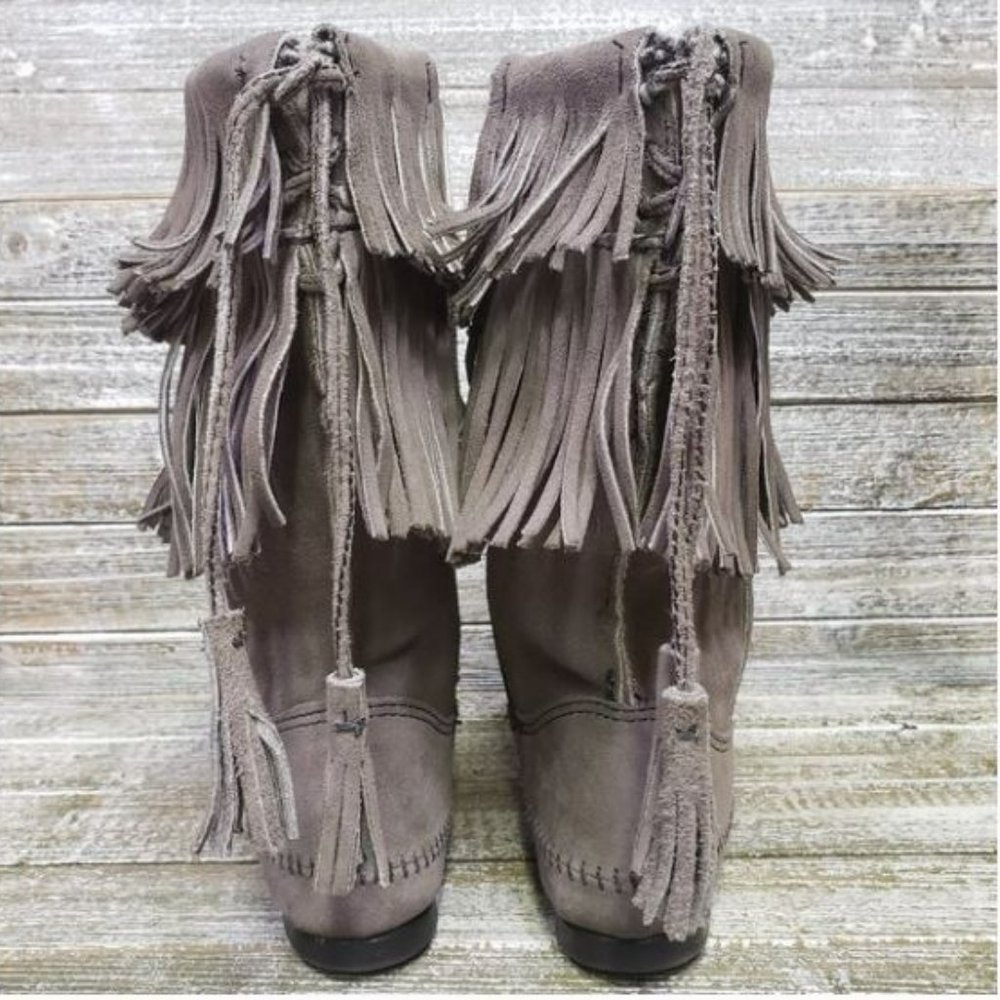 NWOT Minnetonka | 2 Layer Fringe Tassel Zip Boot | 9 | GRAY SUEDE LEATHER UNWORN - Picture 5 of 11